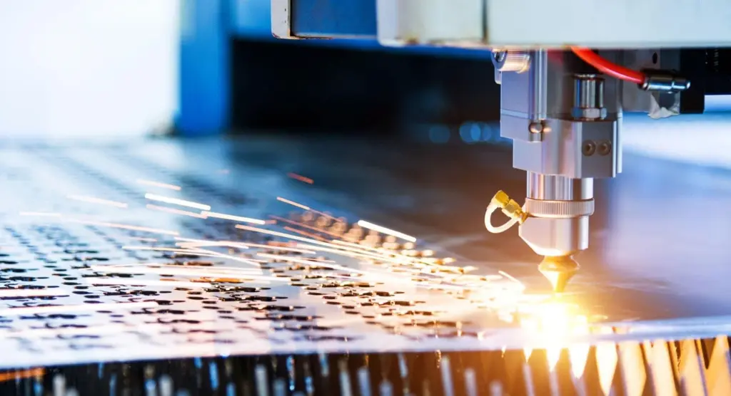 Sheet Metal Fiber Laser Cutting